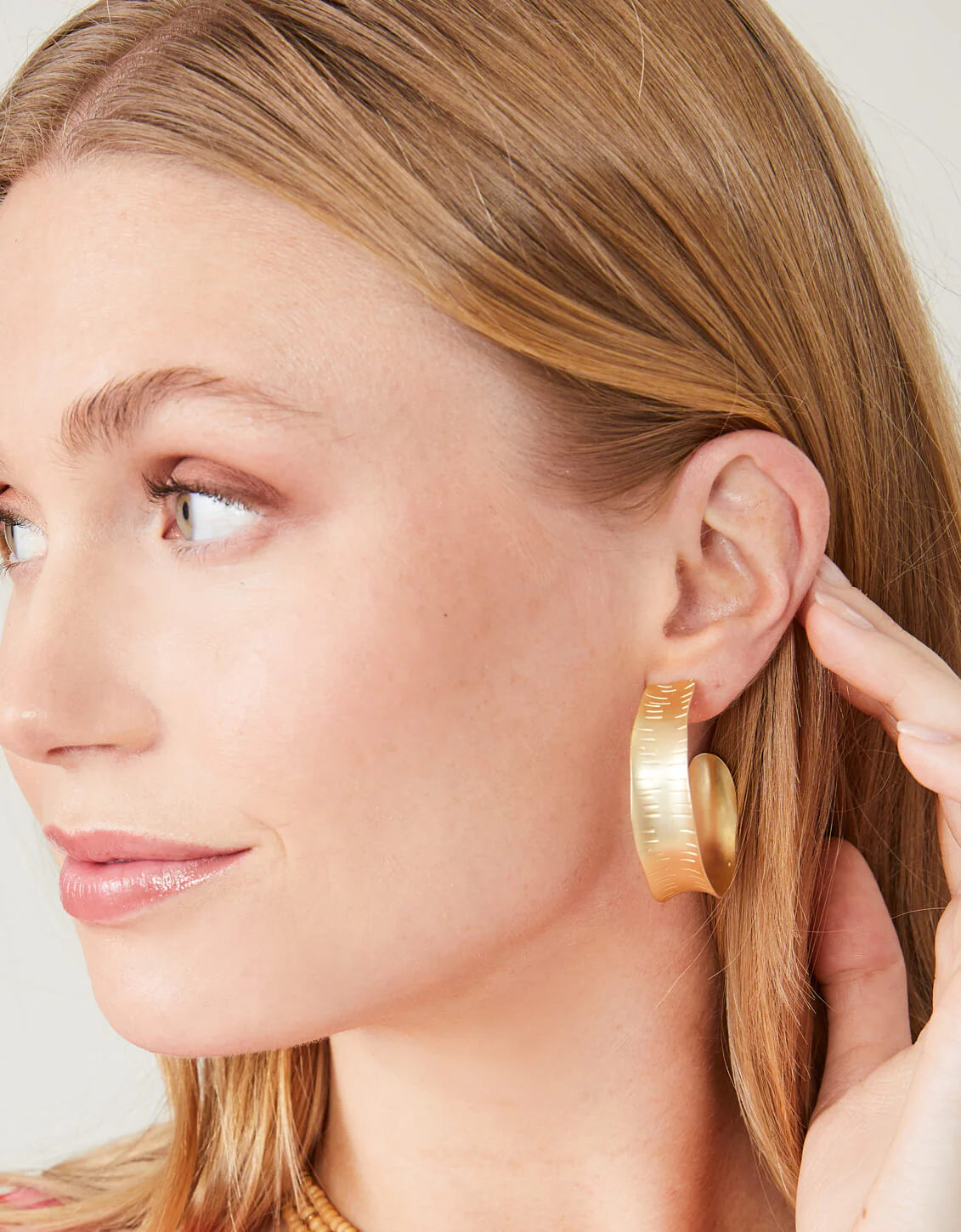 Queenie Hoop Earring