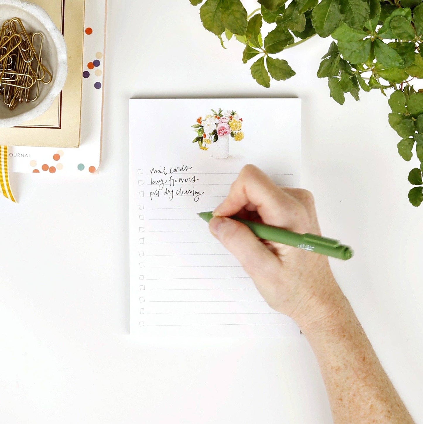 Hydrangea Checklist Notepad