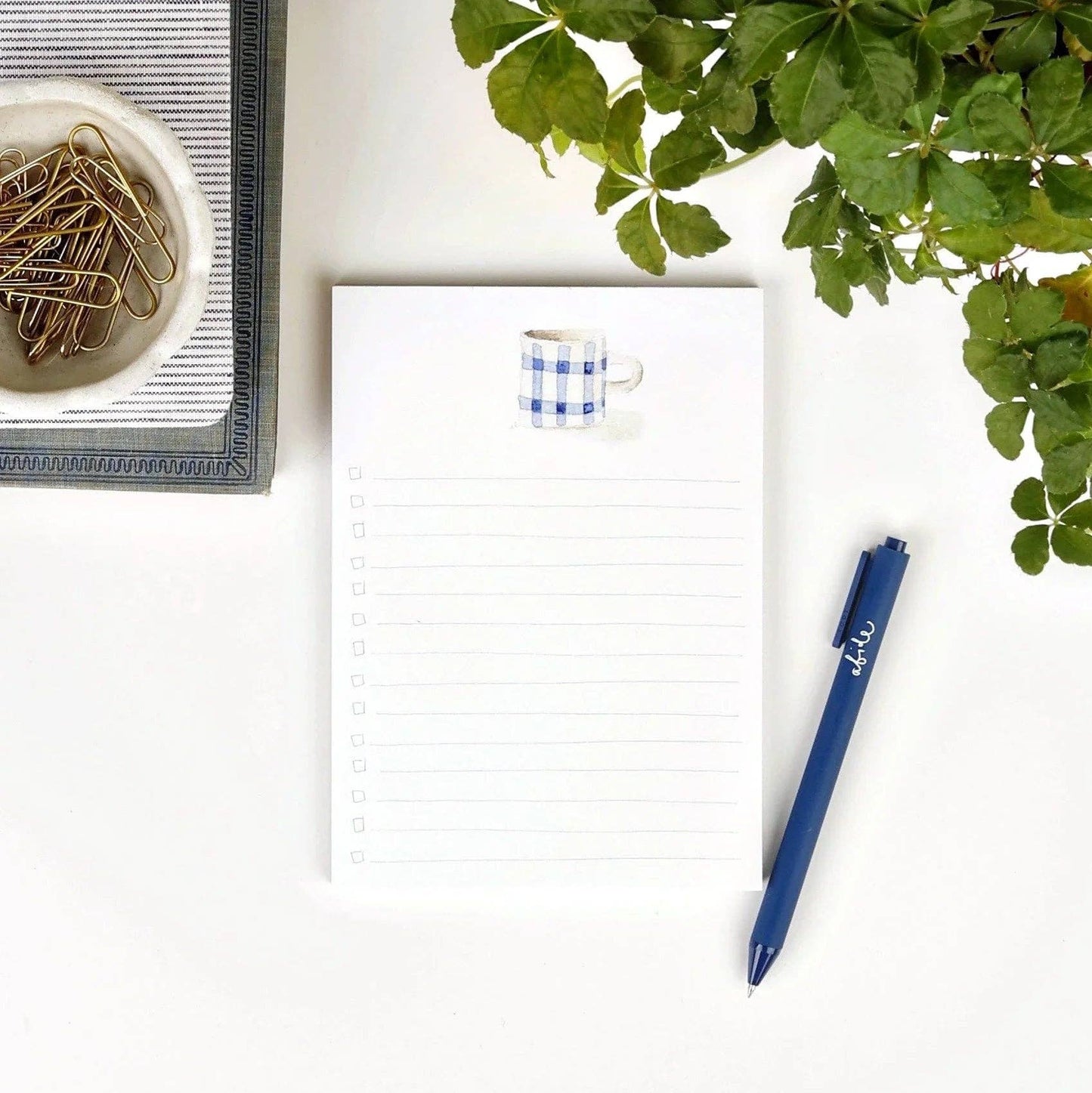 Hobnail Bouquet Checklist Notepad